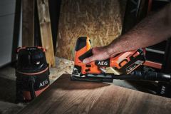 AEG BST18BSBL-0 Akülü Kömürsüz Dekupaj Testere (Akü Dahil Değildir.)