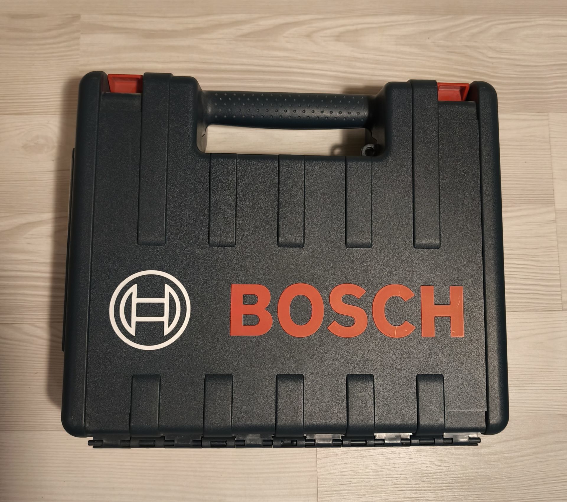BOSCH GSR 120-Li Matkap Çantası (büyük modeli)